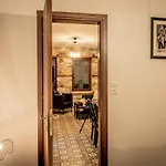 σοχοσ παραδοσιακεσ οικιεσ アパート *